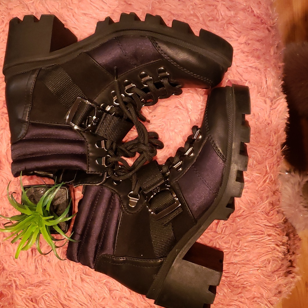 GbG Guess Lug sole black Combat boots Rollin Size 6M